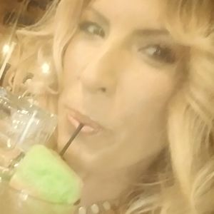 Meet your Posher, Nicola